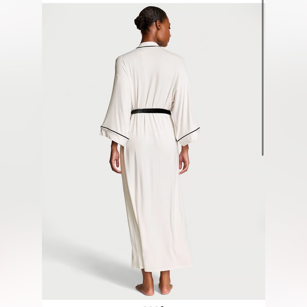 VS Modal Soft Velvet-Trim Maxi Robe - Picture 2 of 5